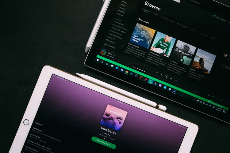 Spotify na tablecie