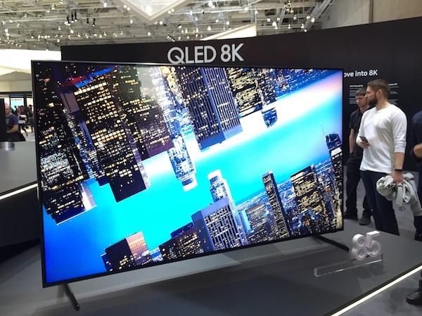 8K QLED teleizor