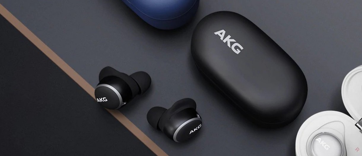 AKG N400