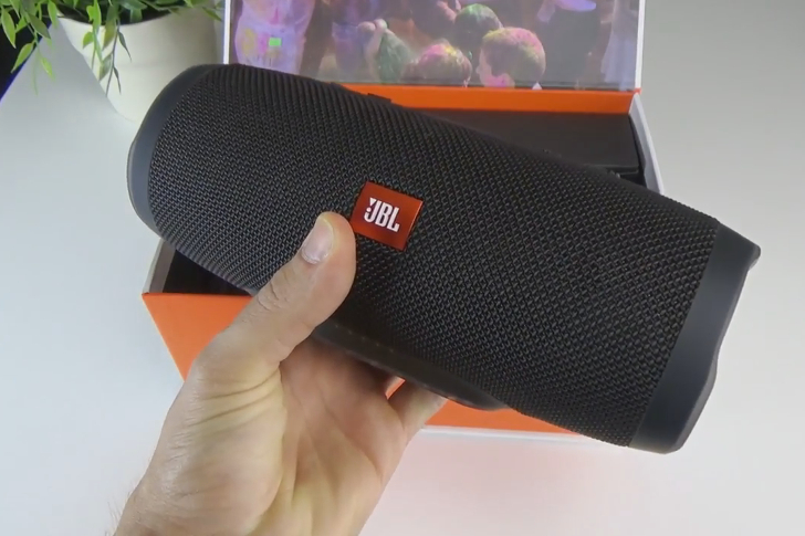 JBL Charge 3