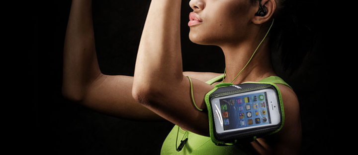 Mee Audio N1 – super wygodne dokanałówki Bluetooth ze stopu metali i Universal Armband – etui na ramię do smartfona lub odtwarzacza
