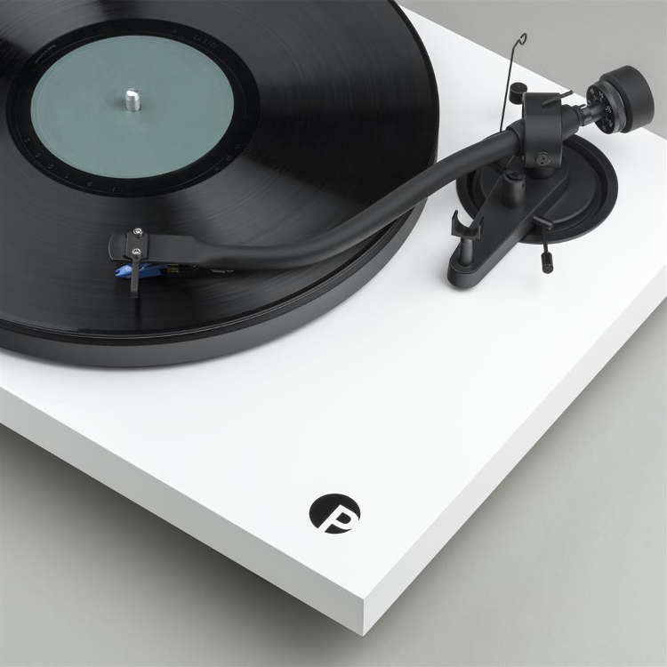 Pro-Ject Debut III S Audiophile