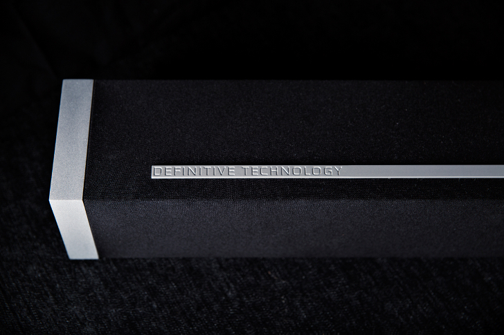 W Studio - pierwszy audiofilski soundbar 5.1 multiroom Play-Fi na rynku