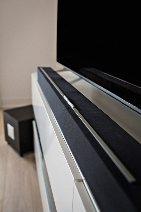 W Studio - pierwszy audiofilski soundbar 5.1 multiroom Play-Fi na rynku