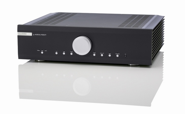 Musical Fidelity M6s: 220 watowe full dual mono plus 32 bity w upsamplingu